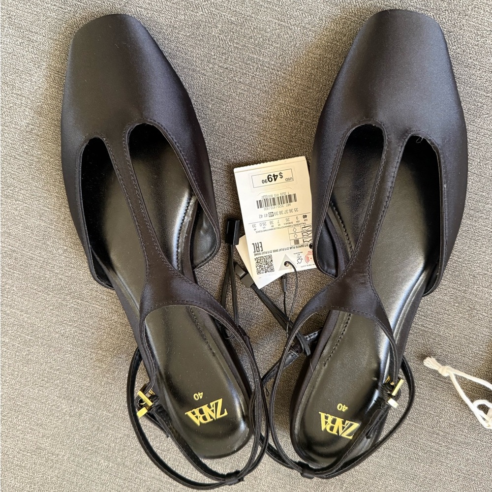 Satin Effect Flat Shoes